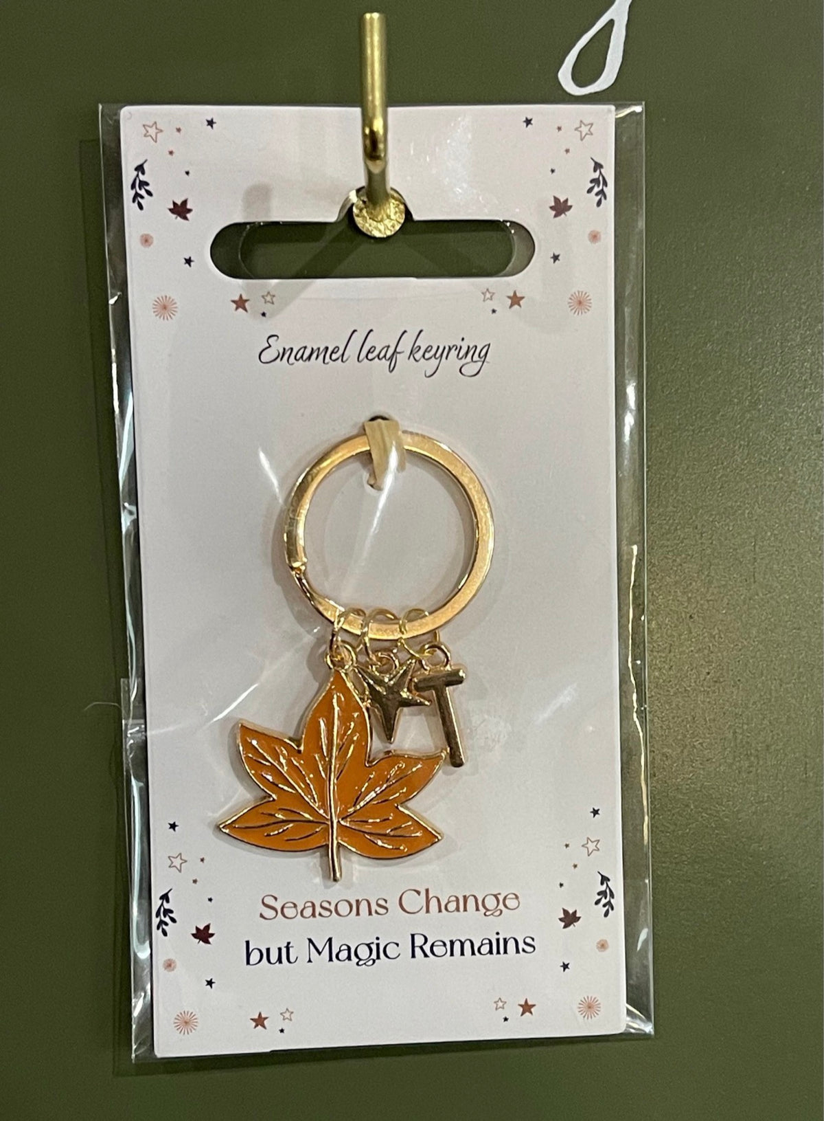 Personalised Autumn Leaf Keyring – Enamel Leaf Charm, Initial & Star – Autumn Gift