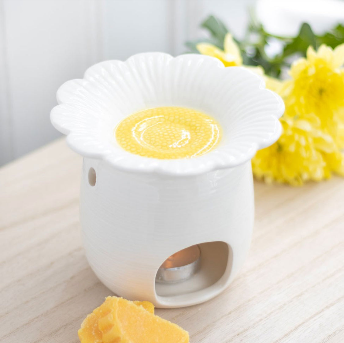 Spring Daisy Floral Oil Burner Wax Melt Warmer Home Ornament Decor Gifts