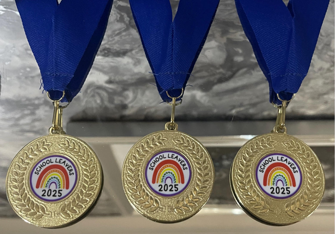 School Leavers Medals Class of 2025 Schools Out Gifts Special Personalised Memory Keepsakes Prom Awards Party Favours Bag Fillers Medal Pack