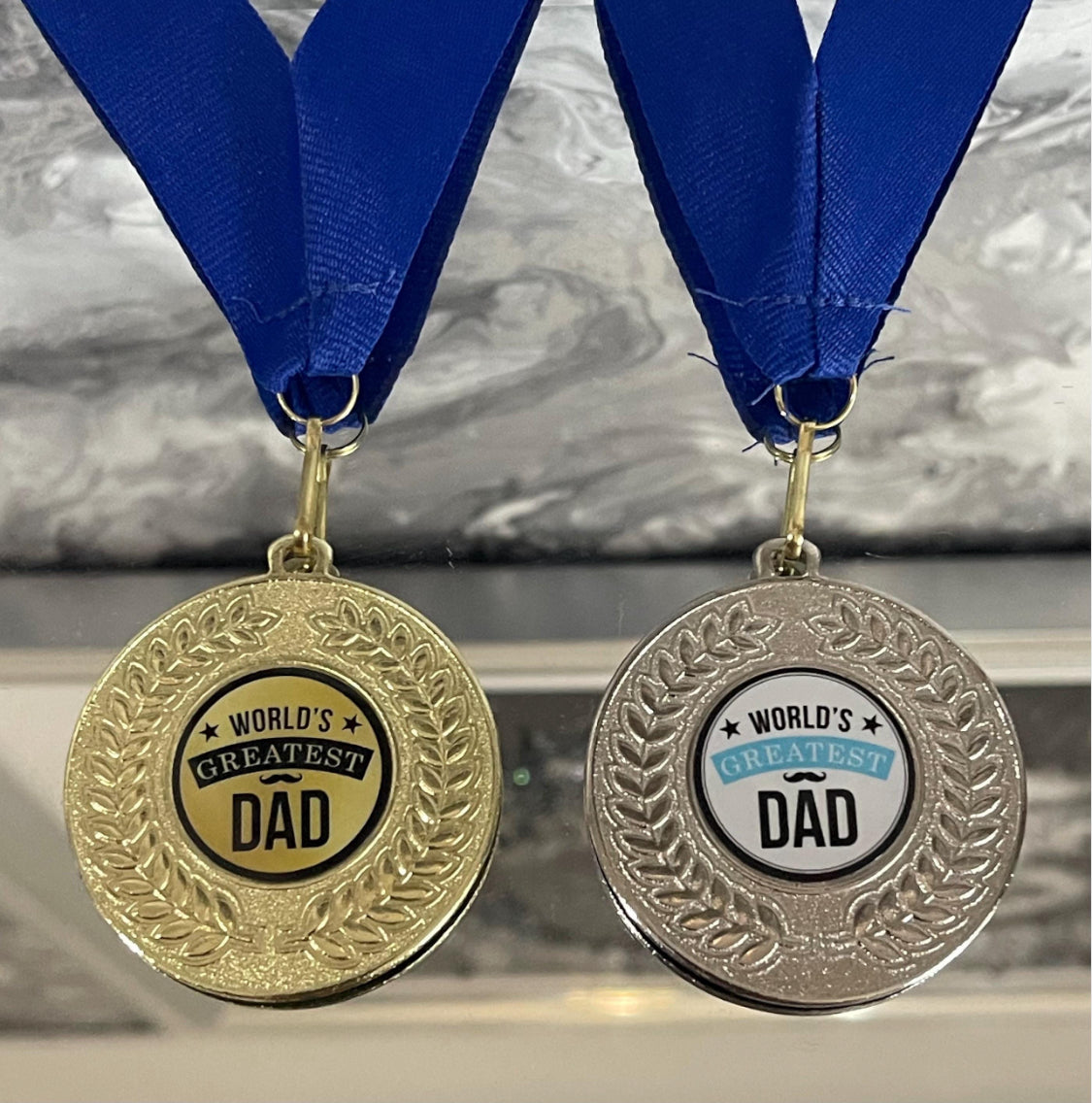 Worlds Greatest Dad Grandad 50mm Medals Thank you, Appreciation , Birthday , Fathers Day Gifts - Special Keepsake Novelty Gifts From The Grandchildren