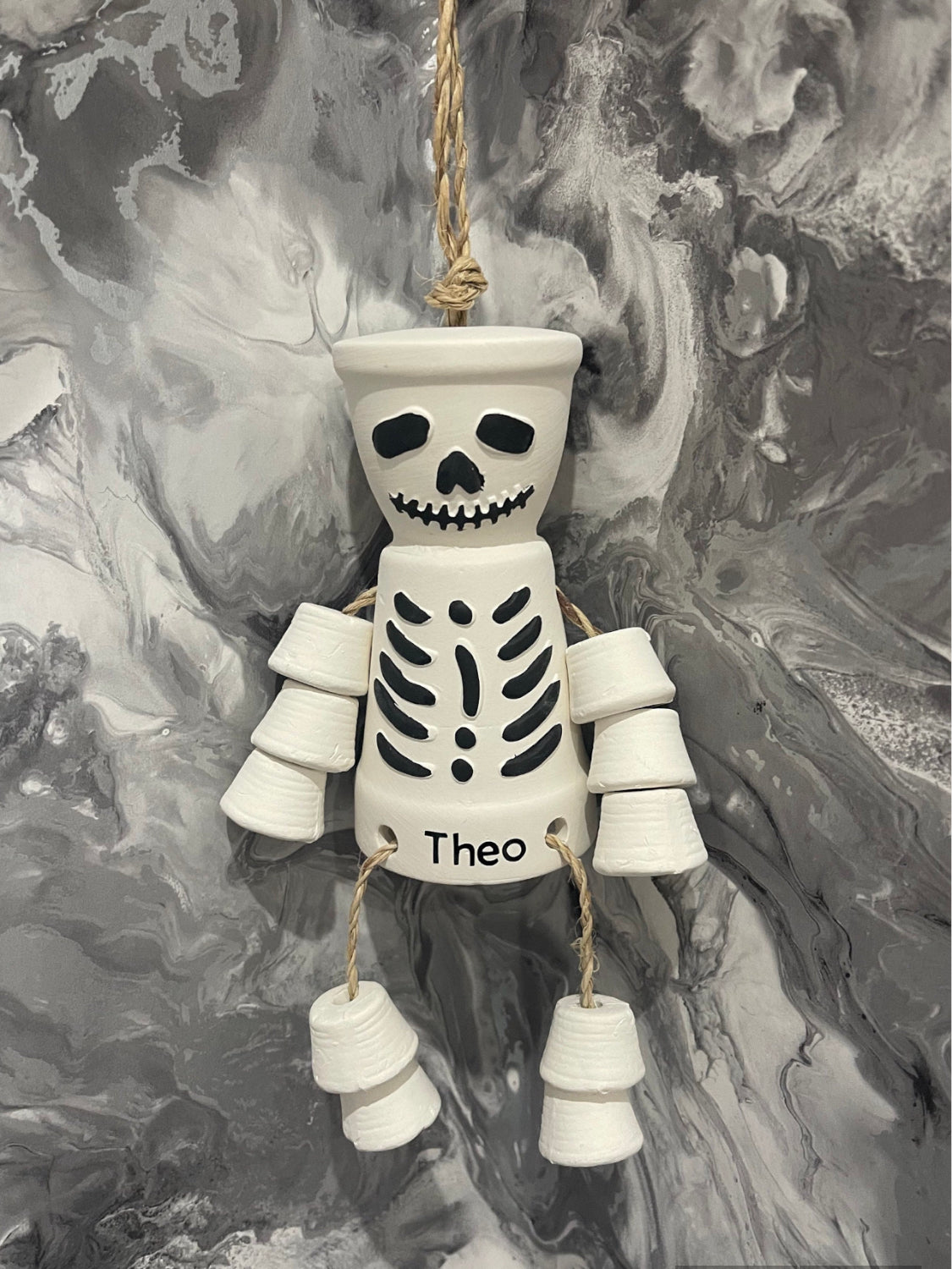 Halloween Personalised Terracotta Plant Pot Man Skeleton Character, Hanging Home or Garden Ornament , Shelf Sitter Decoration Autumn Garden Gifts