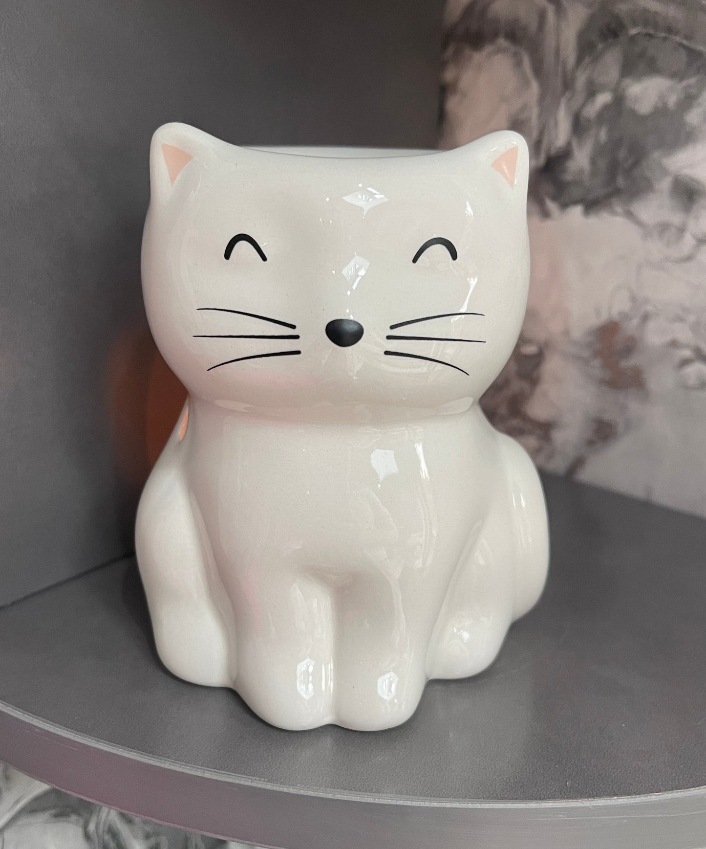 White Ceramic Cat Oil Burner – Home Fragrance & Decor Gift