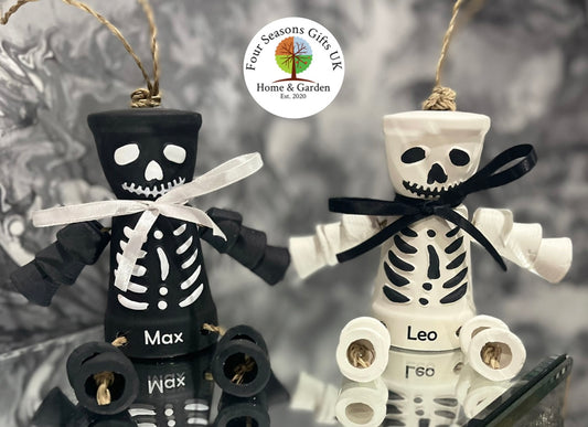Halloween Personalised Terracotta Plant Pot Man Skeleton Character, Hanging Home or Garden Ornament , Shelf Sitter Decoration Autumn Garden Gifts