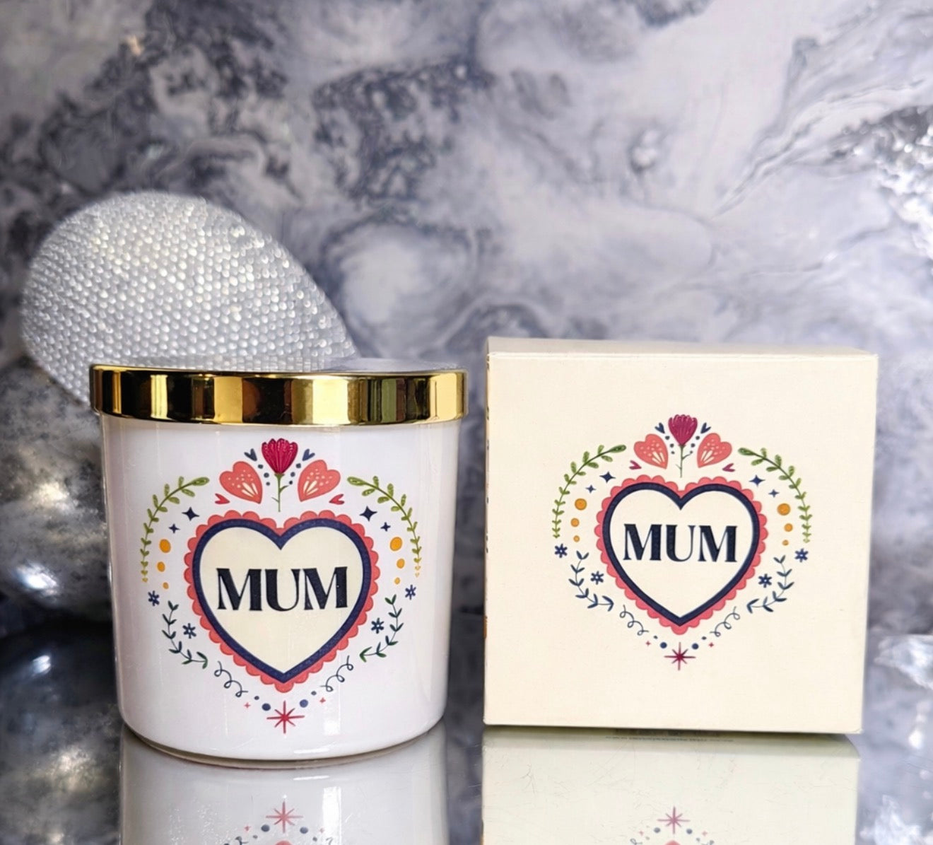 Mum French Tulip Scented Candle Gift – Heart Design Jar Candle with Gold Lid – Mother’s Day Gift for Mum – Birthday or Thank You Gift