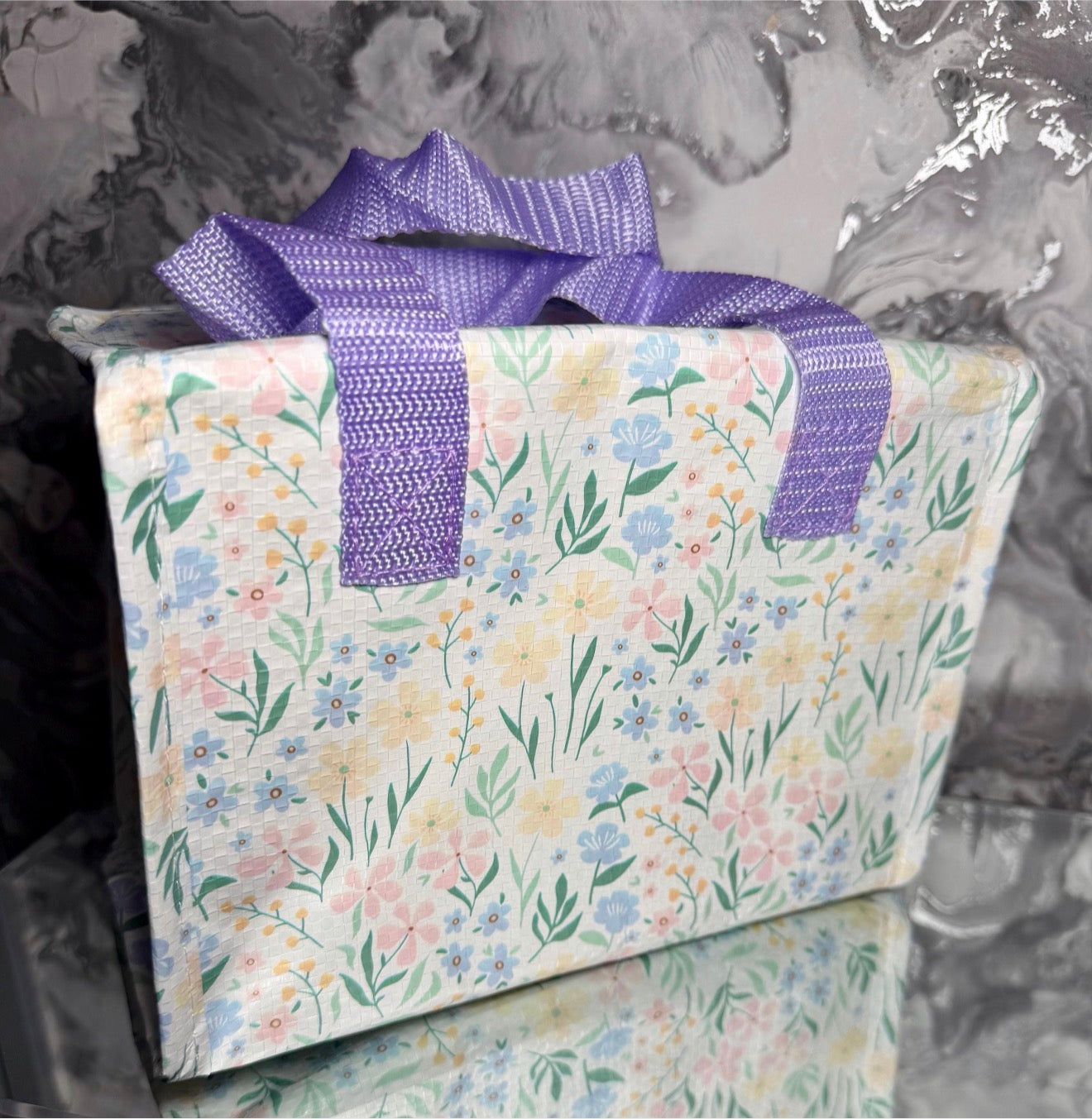 Spring Floral Insulated Lunch Bag Made from Recycled Plastic | Reusable Lunch Tote | Eco Friendly Gift | Lunch Bag for Work School Picnics