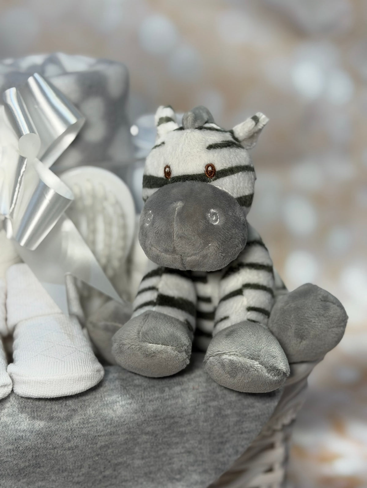 Zebra Baby Hamper, Unisex Newborn Gift Basket, Baby Shower Gift Set, Neutral Baby Hamper, New Baby Present