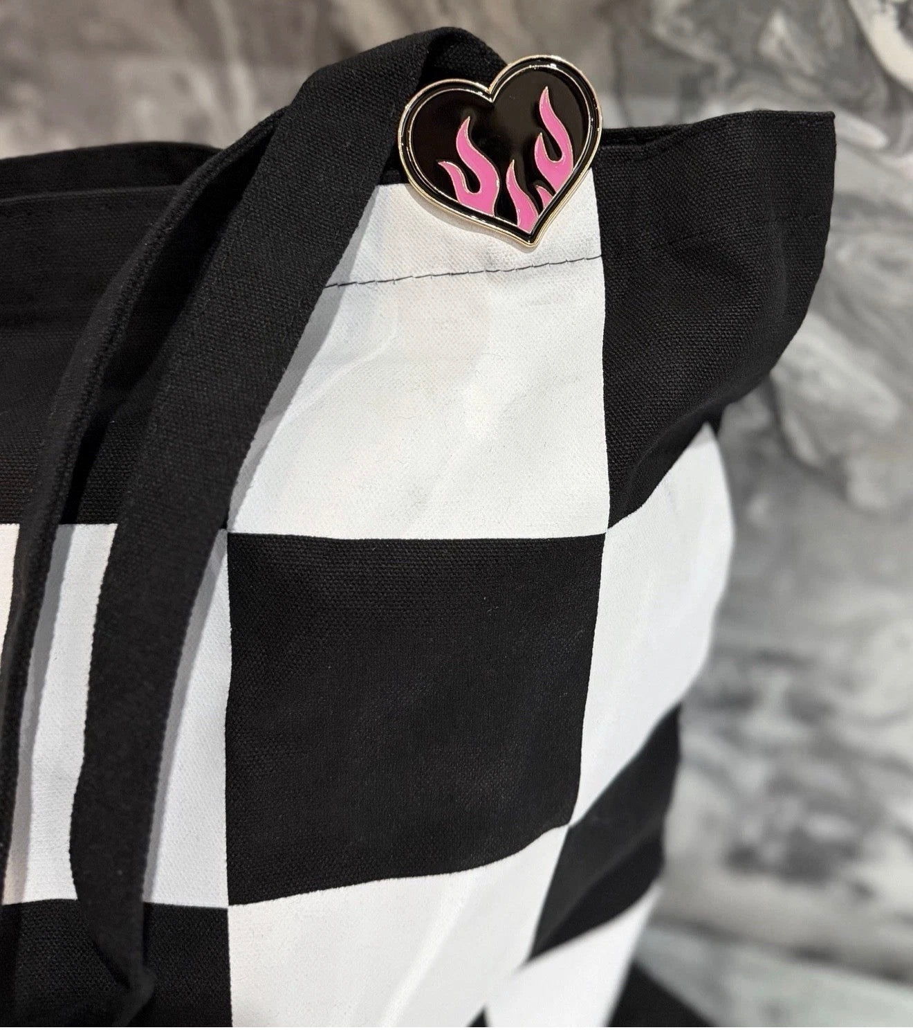 Y2K Checkerboard Canvas Tote Bag Black White Shopper With Heart Pin Badge Gift