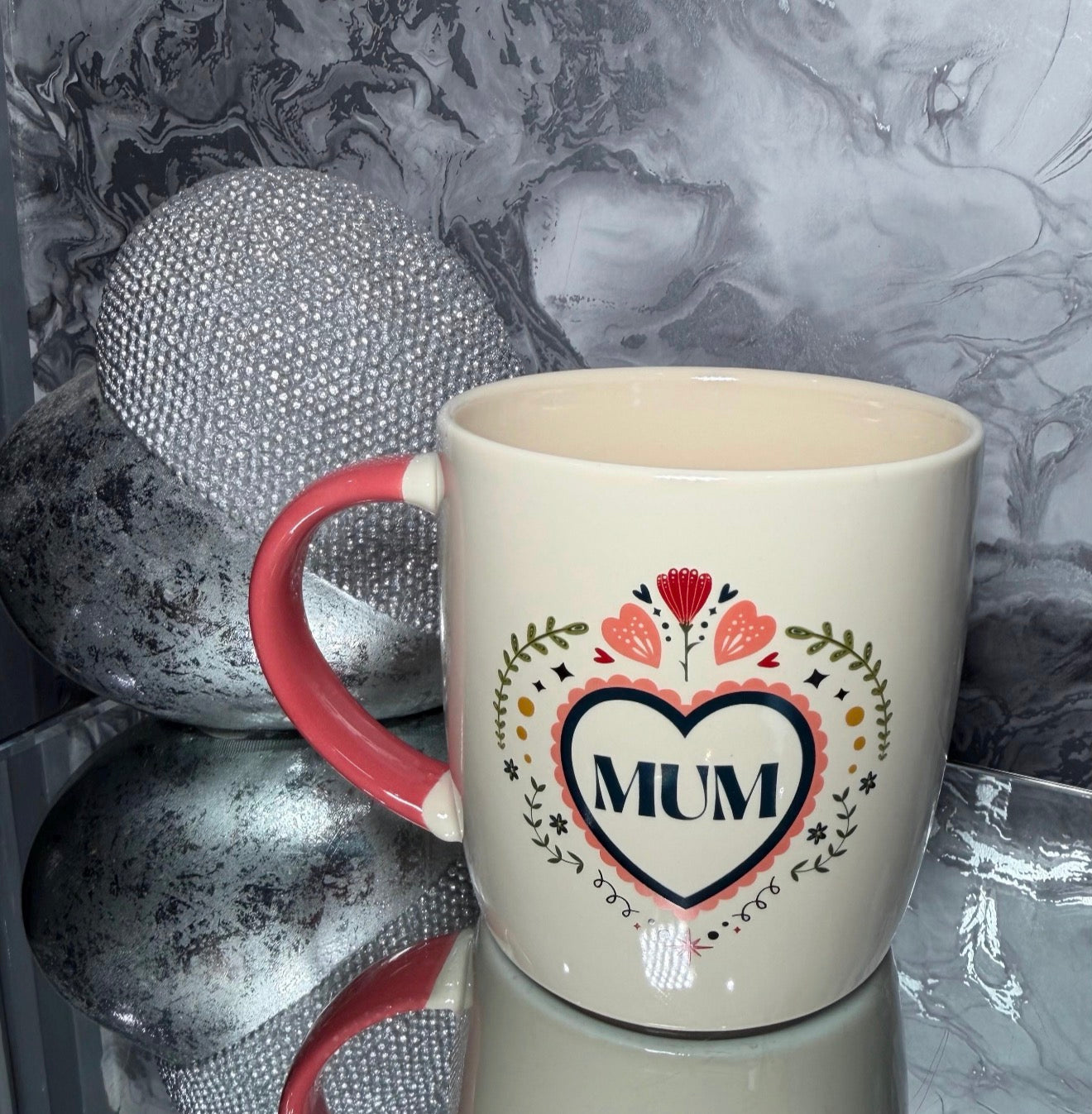 Personalised Mum Heart Mug Gift – Folk Floral Design – Mother’s Day, Birthday or Christmas Gift for Mum