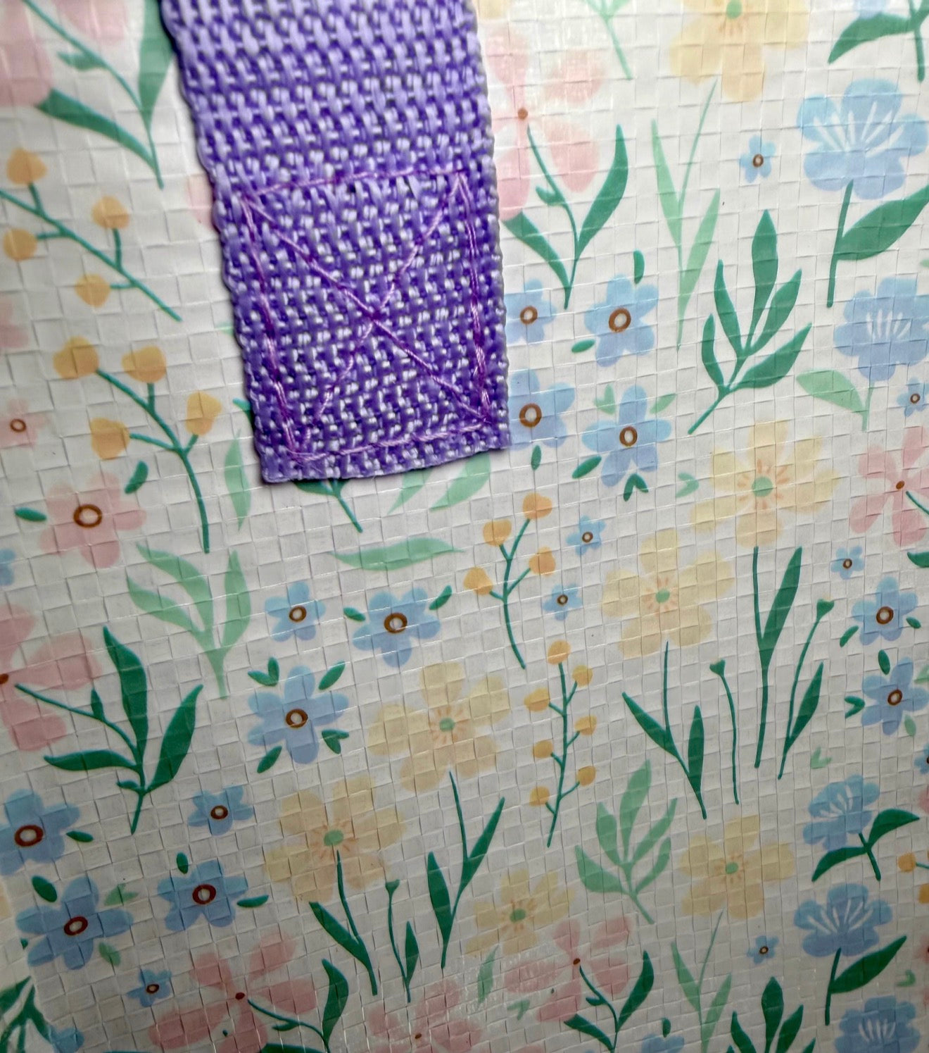 Spring Floral Insulated Lunch Bag Made from Recycled Plastic | Reusable Lunch Tote | Eco Friendly Gift | Lunch Bag for Work School Picnics
