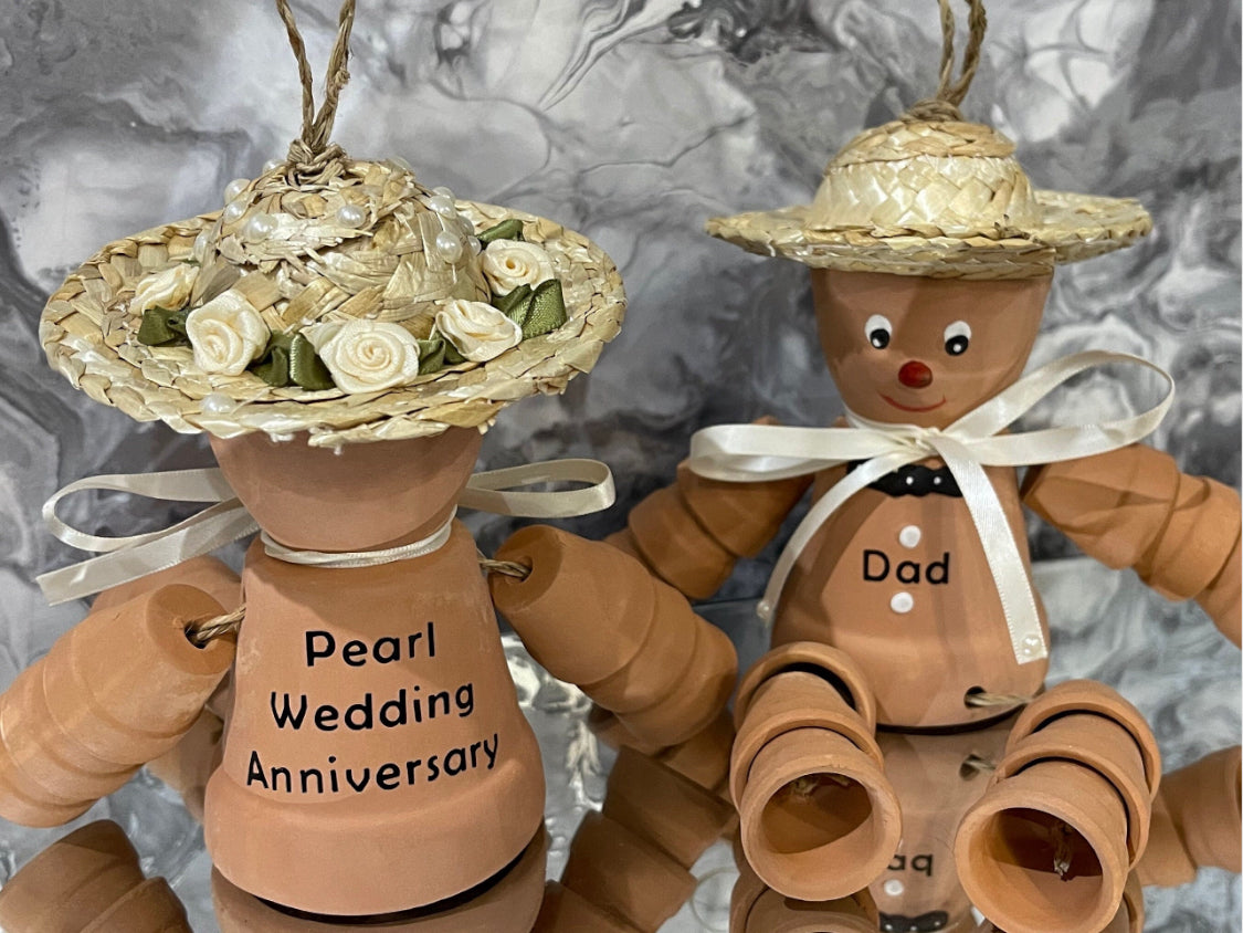 Personalised Terracotta Plant Pot Flowerpot Man or Lady Pearl 30th Wedding Anniversary Gifts