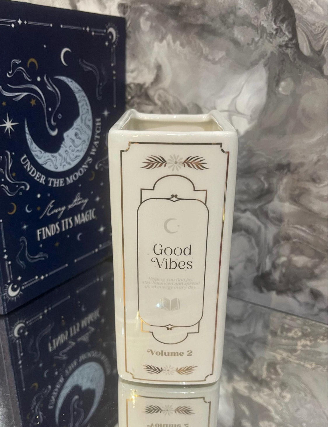 Good Vibes Book Vase – Ceramic Book Shaped Ornament – Positive Energy Home Decor Gift for Book Lovers & Readers