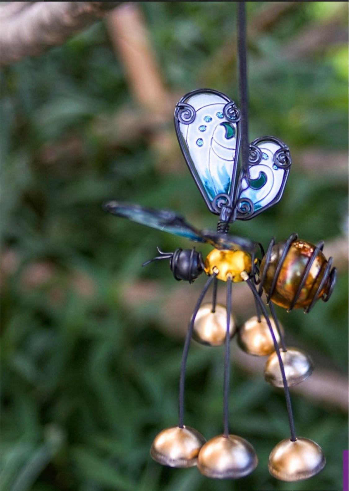 Beautiful Honeybee Bobbin Bells Wind chime, Detailed Colourful Glass Wings