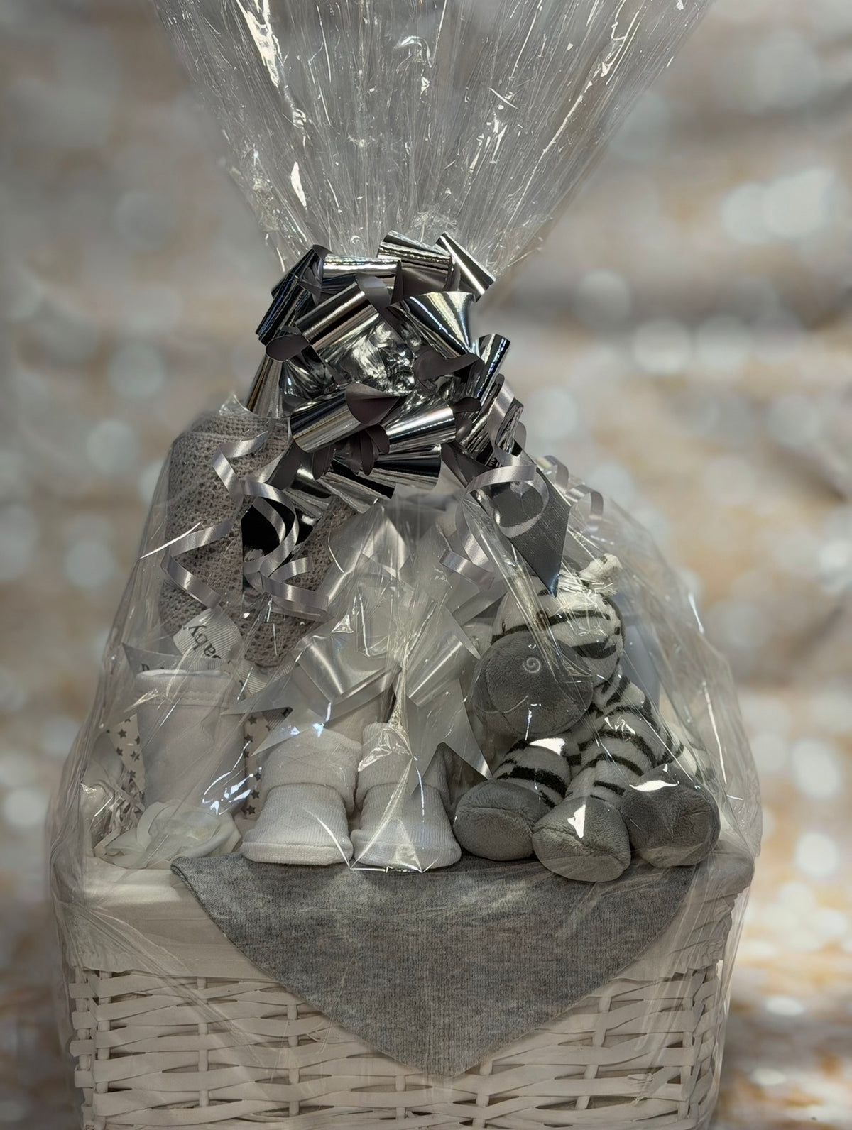 Zebra Baby Hamper, Unisex Newborn Gift Basket, Baby Shower Gift Set, Neutral Baby Hamper, New Baby Present