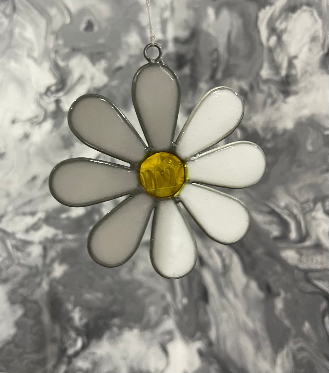 Daisy Flower Suncatcher Wind Spinner Light Catcher Window or Garden Hanging decoration