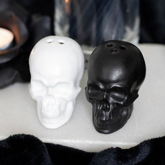 Skull Salt & Pepper Pots Shakers Cruet Set Gothic Tableware Decor Halloween Gifts