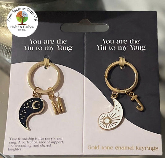 Personalised Yin Yang Keyring Keychain Set: Friendship Couples Gift with Initial Charms