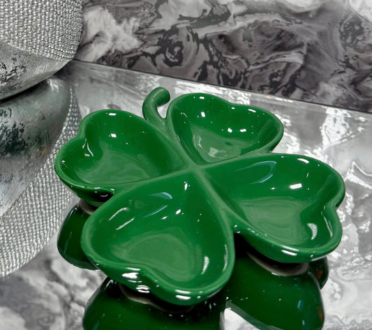 Four Leaf Clover Ceramic Trinket Dish, Lucky Shamrock Jewellery Tray, Ring Holder St Patrick’s Day Ornament Decor Gift