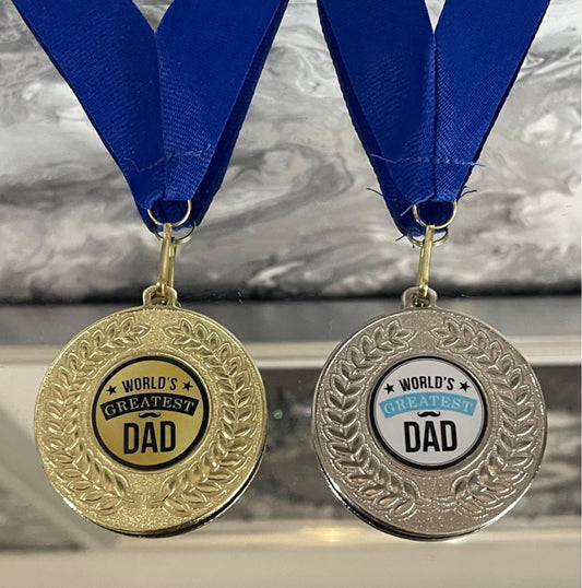 Worlds Greatest Dad Grandad 50mm Medals Thank you, Appreciation , Birthday , Fathers Day Gifts - Special Keepsake Novelty Gifts From The Grandchildren