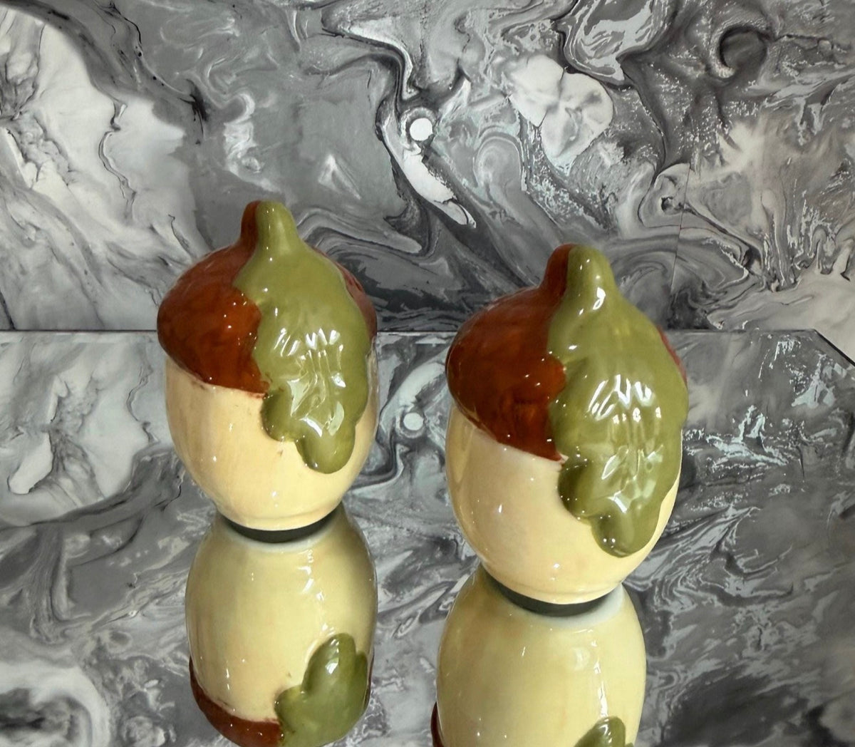 Acorn Salt and Pepper Shakers, Autumn Kitchen Decor, Woodland Tableware, Fall Dining Decor, Cosy Home Gift